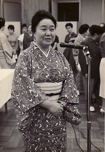 ���т����q